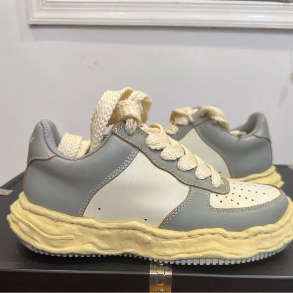 MMY Mihara Yasuhiro Wayne Gray and CreamSneakers